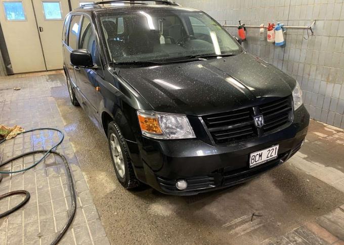 Разбор Dodge Caravan 2008 г.в. 3,3 бензин АКПП