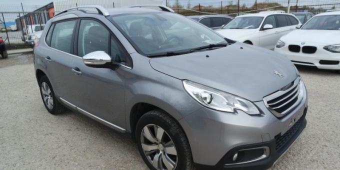 Peugeot 2008 2015 г, на запчасти