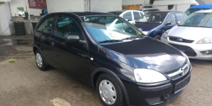 Opel Corsa C 2004г, на запчасти