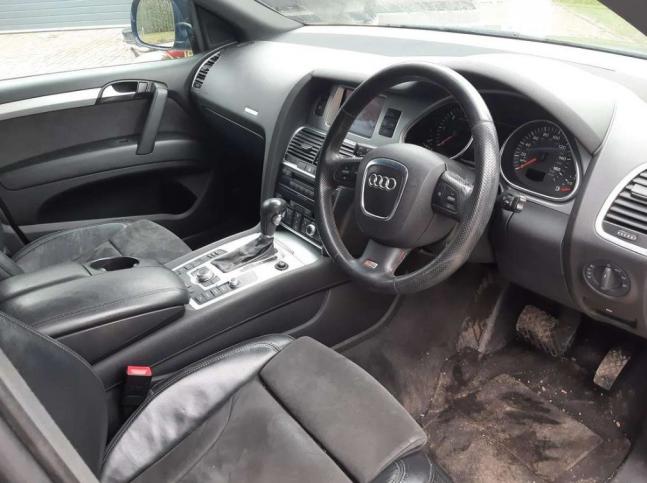 Audi Q7 4.2 TDI 2008 г на запчасти