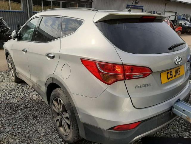 Hyundai Santa Fe 2.2 D 2013 г на запчасти