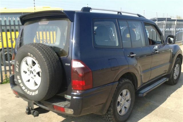 Разобран на запчасти Mitsubishi Pajero 2000-2006