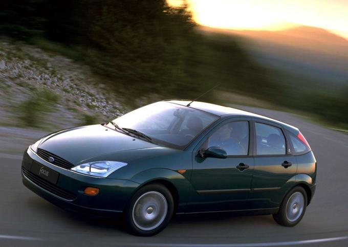 Ford Focus 1 1998 - 2004 в разборе на запчасти