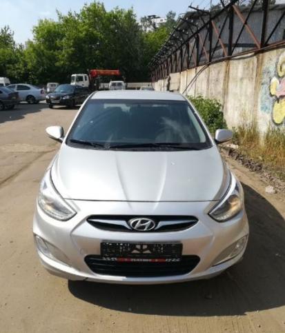 В разборе Hyundai Solaris I c 2011 по 2016