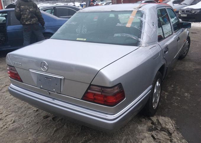 Мерседес w124 R6 M104 3.2 рестайлинг на запчасти