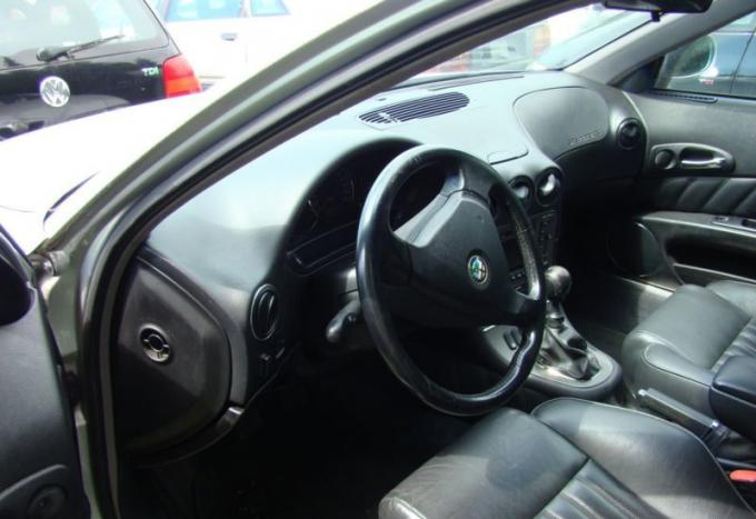 Alfa Romeo 166 1999г. на запчасти