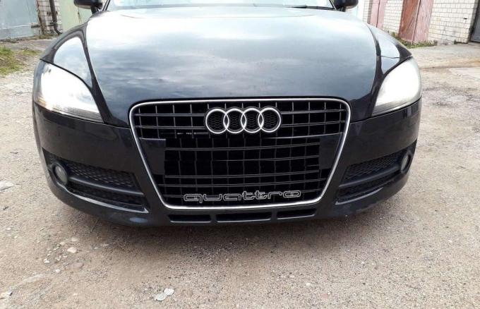 Audi TT 8J 2009 г на запчасти