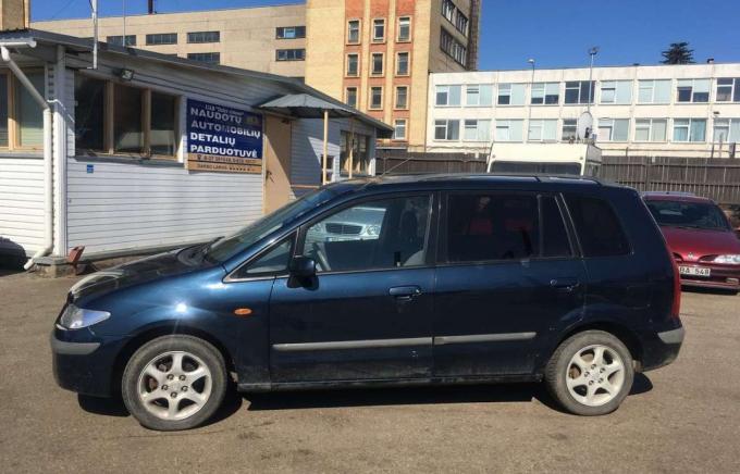 Mazda Premacy 2004 г на запчасти