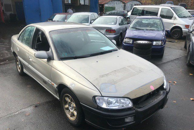 Разбор на запчасти Opel Omega B