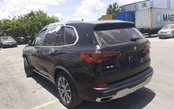 Bmw G05 X5 2019 г по запчастям