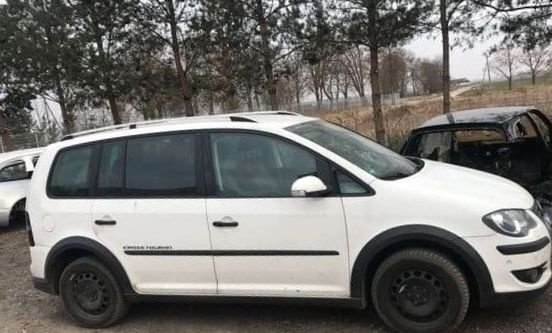 Volkswagen Cross Touran 2009г на запчасти