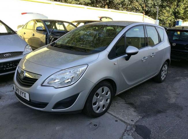 Opel Meriva B 2011 г. на запчасти