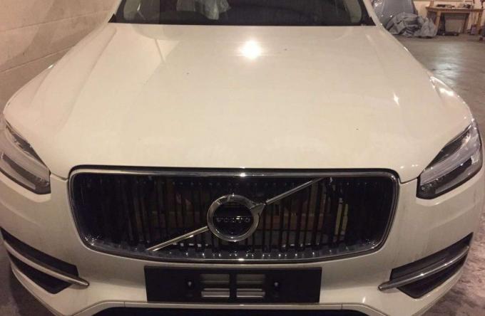 Volvo XC90 2017 г по запчастям