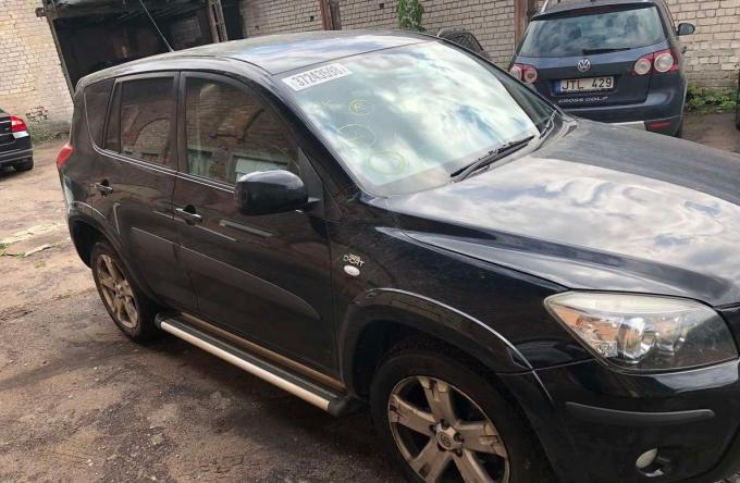 Toyota Rav 4 2008 г на запчасти