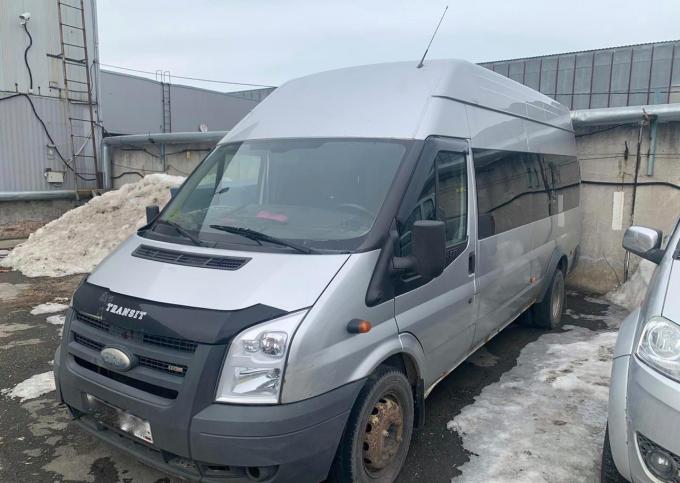 Ford Transit 2.4 H9FB 140 л.с. МКПП серебро