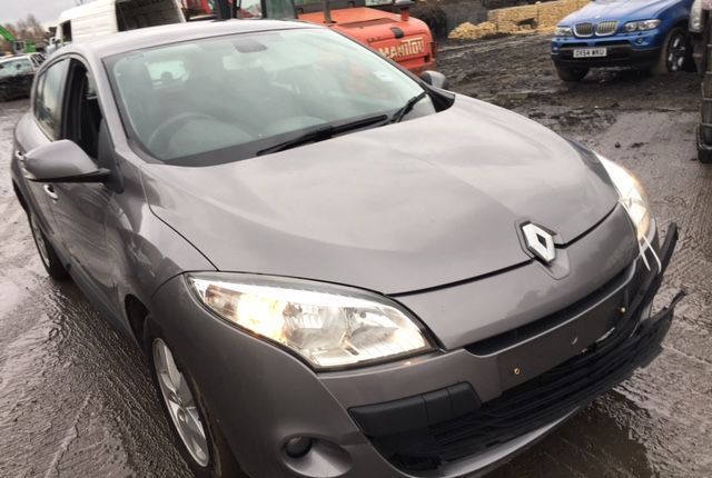 Разбор на запчасти Renault Megane 3 2009