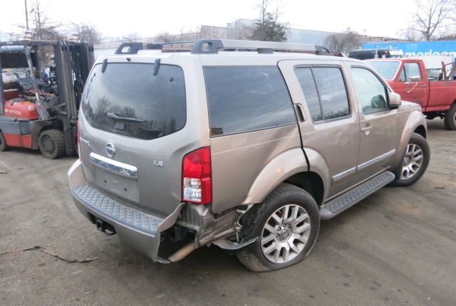 Разбор на запчасти Nissan Pathfinder 2004-2014