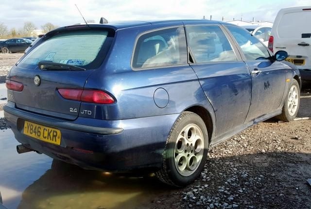 В разборе Alfa Romeo 156 (2001год)