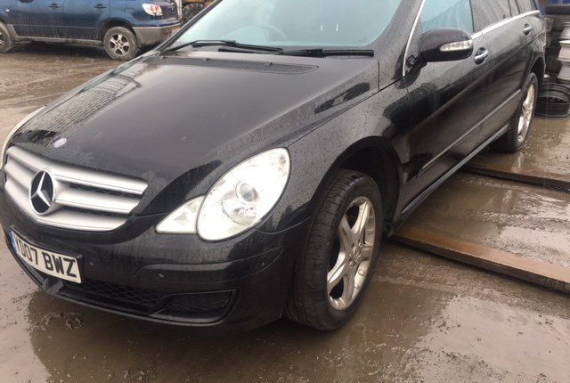 Разбор на запчасти Mercedes R W251 2005