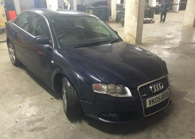 Audi A4 B7 2006 на запчасти