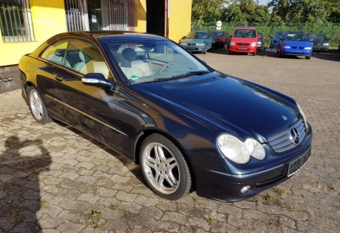 Mercedes-Benz CLK W209 2004г, на запчасти