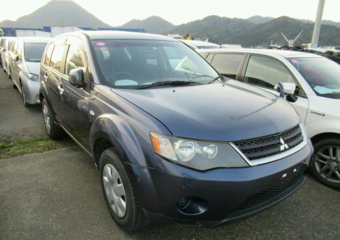 Mitsubishi Outlander XL