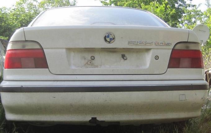 Задняя панель бмв е39 BMW e39