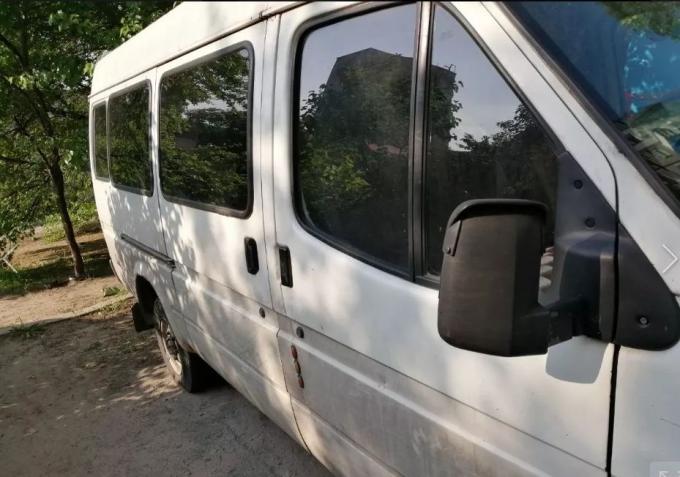 Ford Transit 2.0 бензин 1990