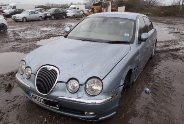 Разборка автомобиля Jaguar S-Type 4.2 2002 год