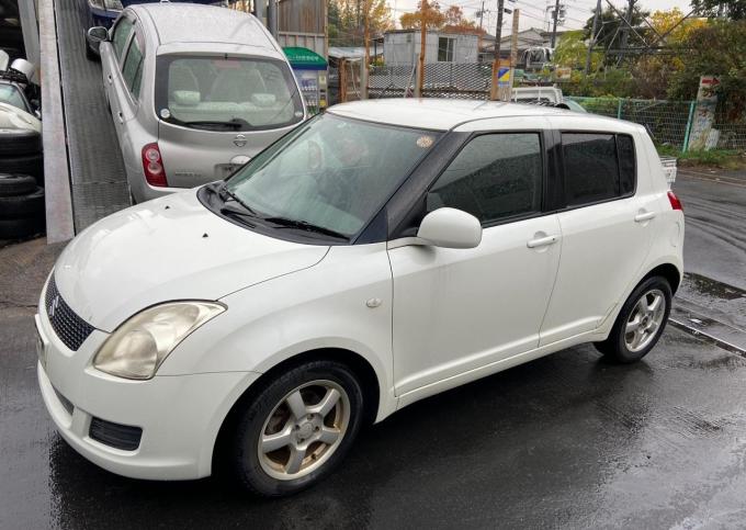 Suzuki Swift III Сфивт 04-11 в разборе без пробега