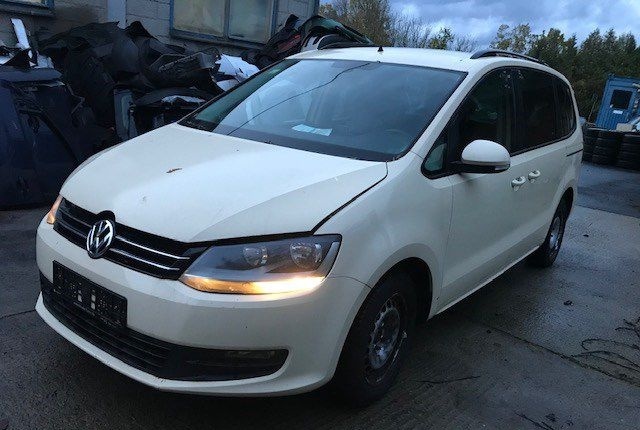 Разобран на запчасти Volkswagen Sharan 2010-2015