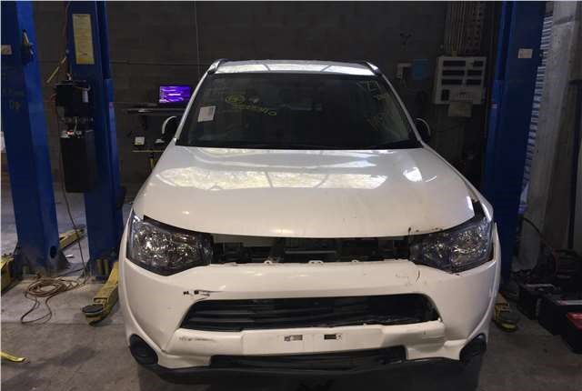 Разбор на запчасти Mitsubishi Outlander 2012-2015