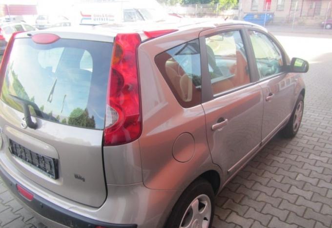 Nissan Note 2006г, на запчасти