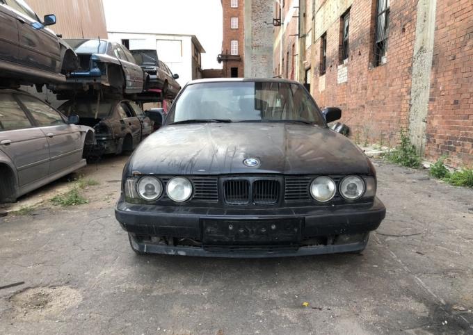 На разборку BMW E34 m50b20 bosch