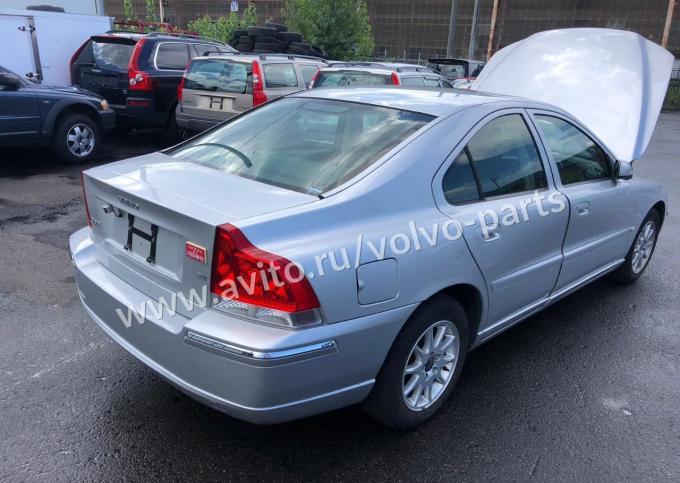 Volvo S60 2.4 2006 год Из Японии прибыла в разбор