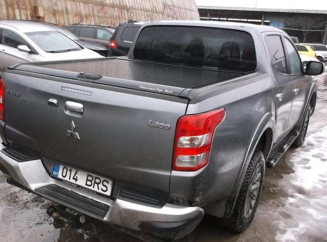 Mitsubishi L200 2016 г на запчасти