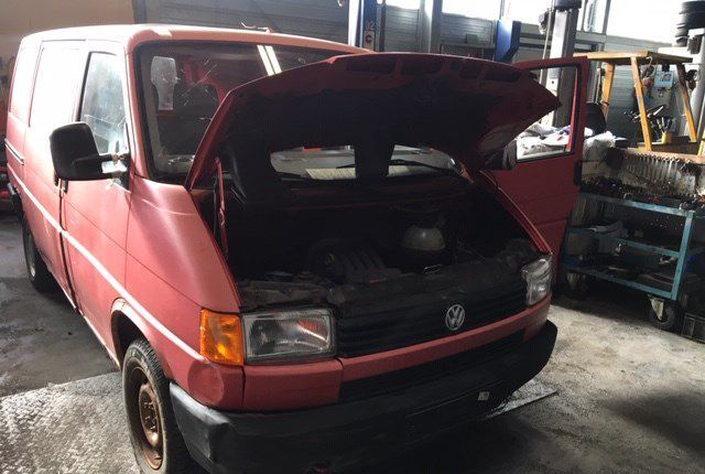 Разбор на запчасти Volkswagen Transporter 4 1991-2