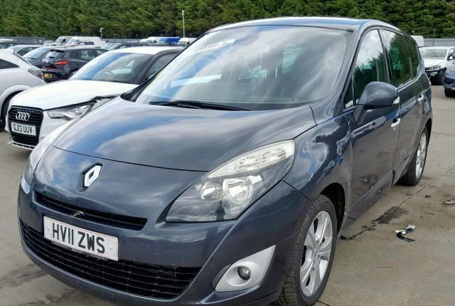 Разбор на запчасти Renault Scenic