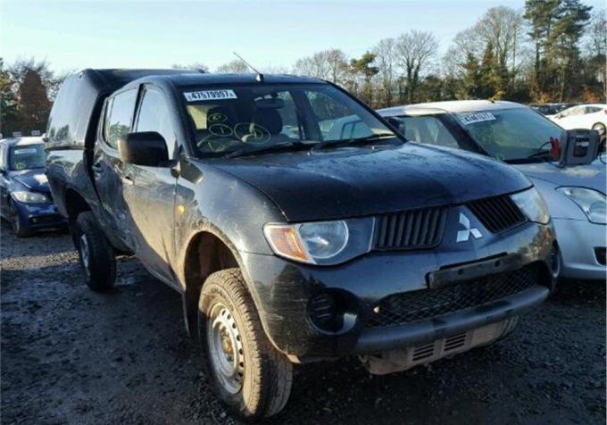 Разбор на запчасти Mitsubishi L200