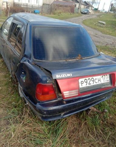 Suzuki Swift 2001 год