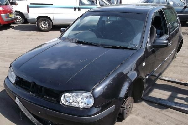 Разбор на запчасти Volkswagen Golf 4 1997-2005