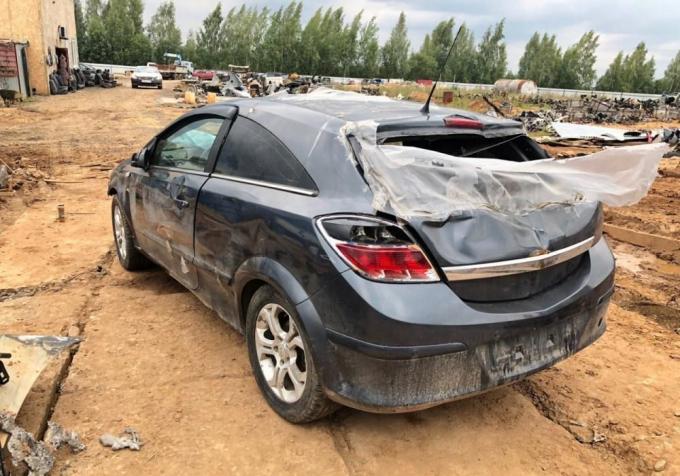 В разборе opel astra H