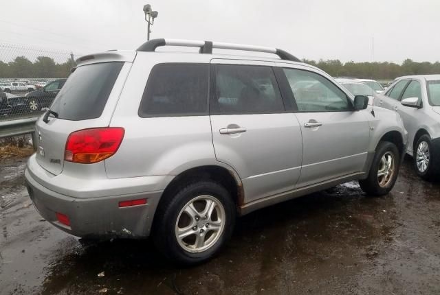 В разборе Mitsubishi Outlander 1