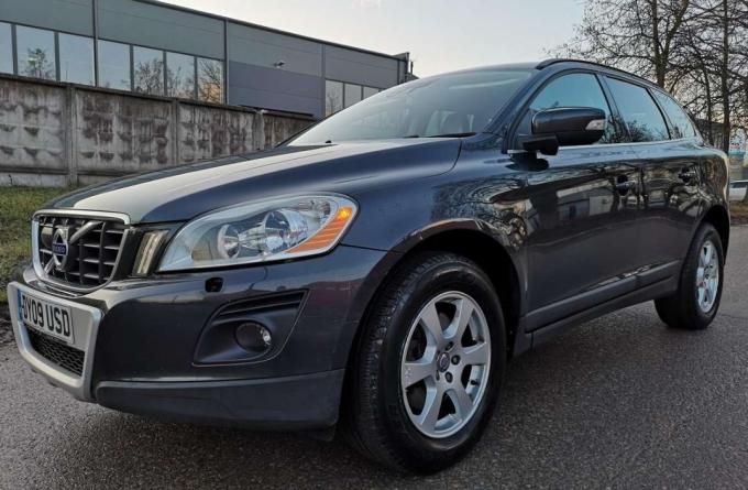 Volvo XC60 2.4 D 2009 г на запчасти