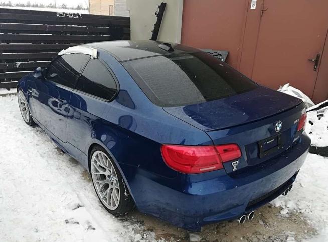 Bmw M3 E92 2011 г На запчасти