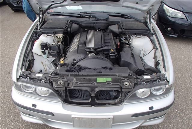 Разбор бмв Е39 BMW E39 M52B28TU