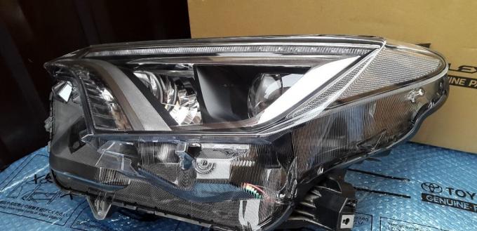 Фара Левая LED Toyota RAV4 2015-2019 81185-42680