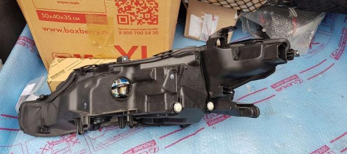 Фара Правая Toyota Camry 2021-2024 Full LED 81145-33E12