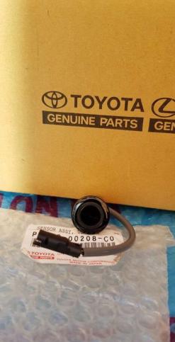 Парктроник Toyota Camry 2001-2011 PZ362-00208-C0