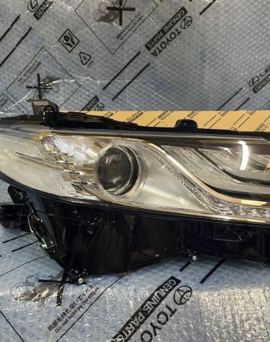 Фара Правая Toyota Camry 2021-2023 Full LED 81145-33E12